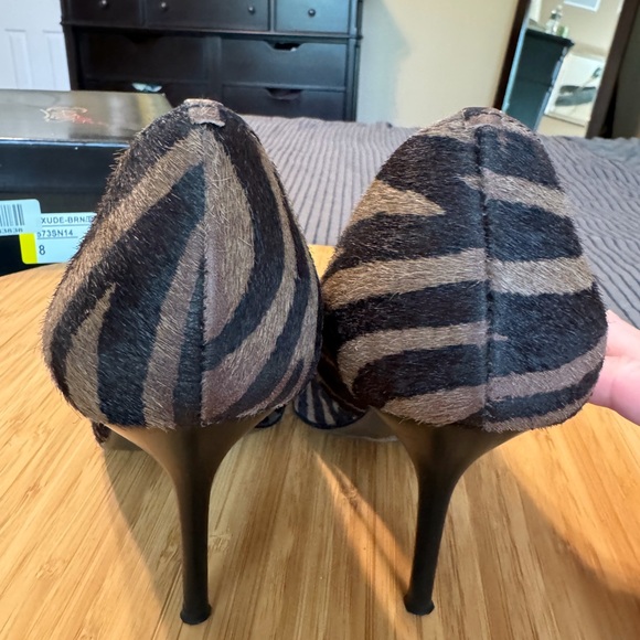 CARLOS Exude Zebra Heel - 8 - Picture 5 of 10